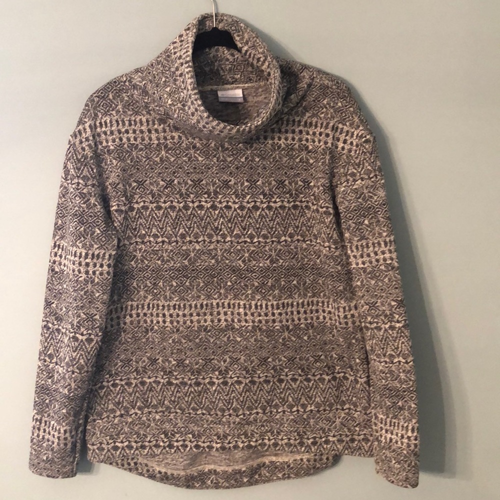 Columbia Turtle Neck  Polyester Sweater Pullover